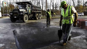 Hot Asphalt Parking Lot Repair in Oakdale New York, Connect old and new pavement stage.
